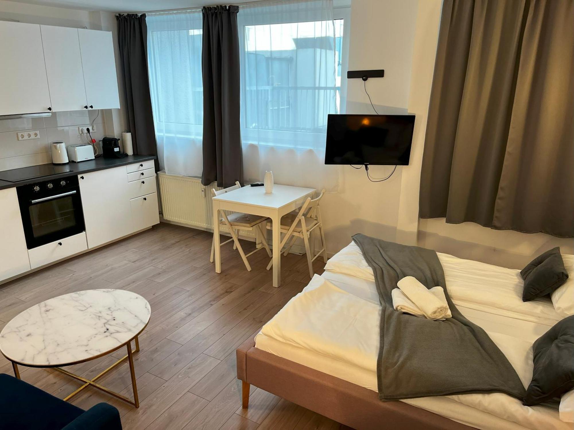 Appartement Stylish In Friesenplatz, Heart Of