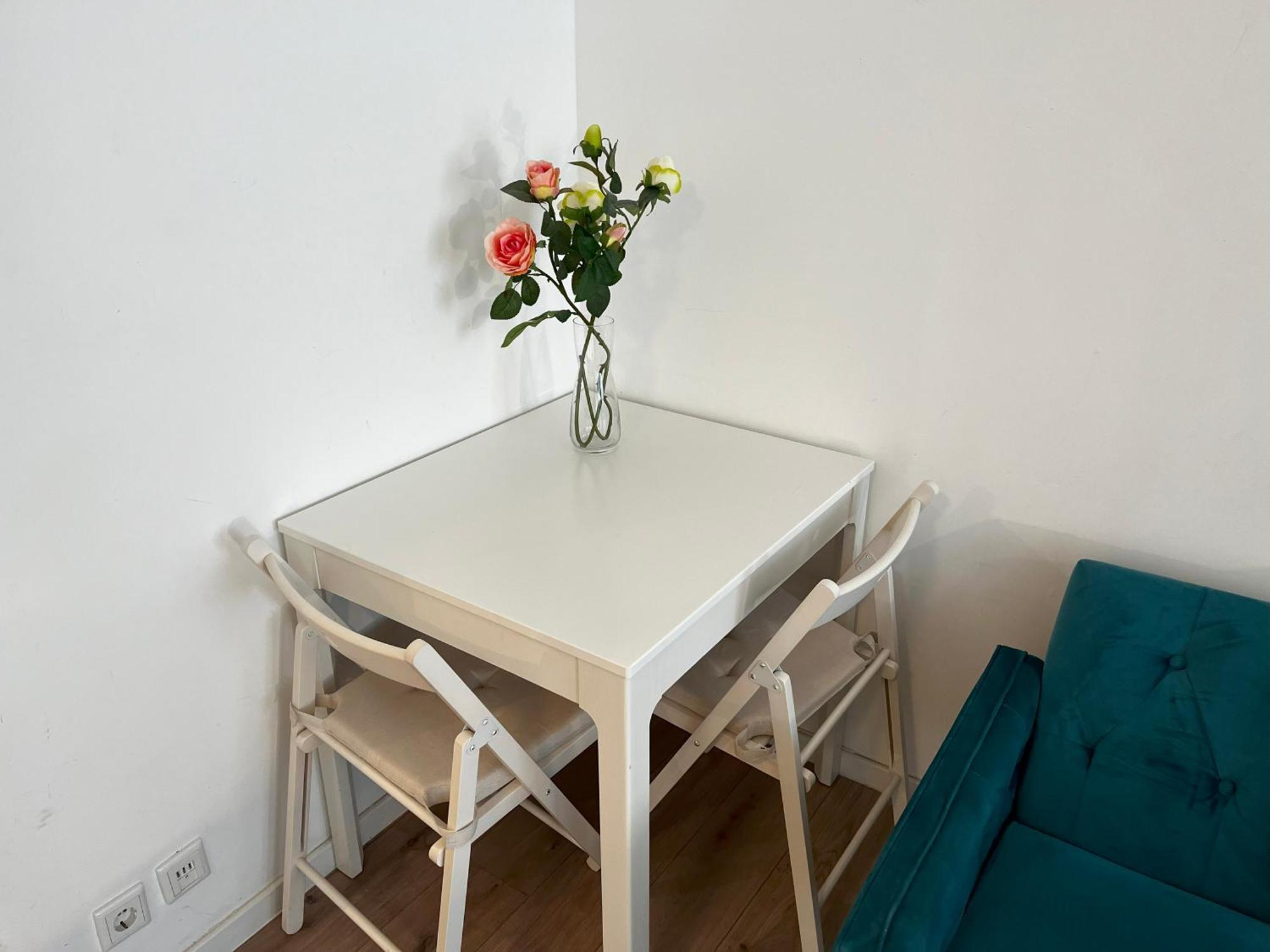Stylish In Friesenplatz, Heart Of Appartement